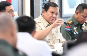 Prabowo Pimpin Evaluasi Nasional Koperasi Merah Putih di Mabes TNI Prabowo Pimpin Evaluasi Nasional Koperasi Merah Putih di Mabes TNI