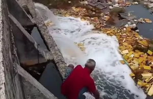 Tanggul Muara Baru Mulai Bocor, Warga Was-Was Sambut Banjir Rob 4 sampai 6 Desember Banjir ROB jakarta 2025